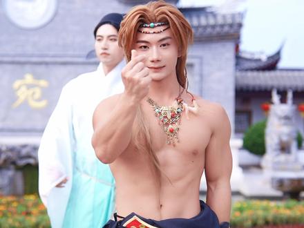 #东宛园 #五一去哪里玩 #井迪 #假期游玩 #烟花 来东宛园,看明星、赏烟花、看非遗、品美食、看巡游、看沉浸演出,吃住一站式安排,度假感直接拉满 #早点来临清