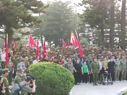 麻栗坡烈士陵园纪念老山战役40周年,原118团3营营长臧雷宣读祭文