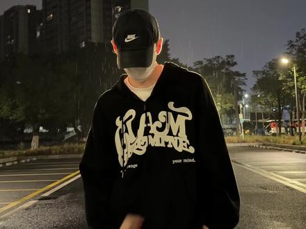 第一视角来啦#第三个吻痕 #小爱吻痕舞