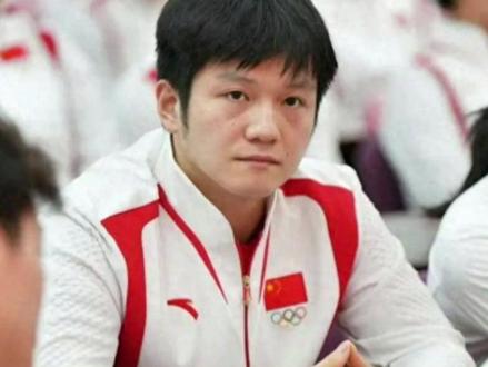 樊振东缺席世乒赛内情!外交部1条视频真相大白,64家赞助商跪