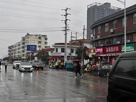 一条街十几家奶茶店,这又开了一家!!会火吗?#永民手作