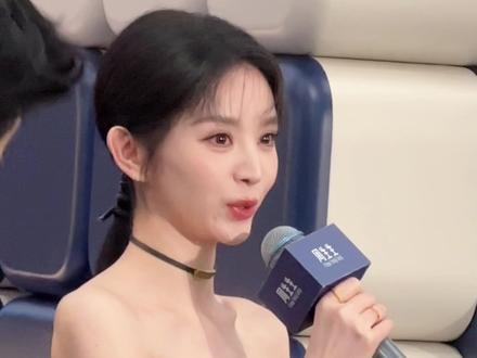 可是田儿说她见我也会紧张诶🥺🫶🏻
#田曦薇 #肌肉线条 #神颜 #生图