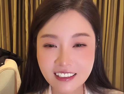 海莉和姐夫的恋爱史,姐妹们想听吗#海莉 #海莉夫妇