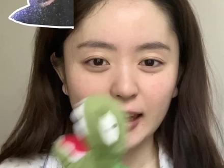 当老爸用上海话给我解说化妆 这可能是全网最会夸夸的爸爸了叭#爸爸解说女儿化妆#化妆#直男解说化妆