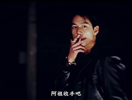 收手吧,阿祖 台上的是你偶像;困成狗的是你偶像的偶像。#吴彦祖 #演唱会 #陪女儿看演唱会 #偶像 #男神