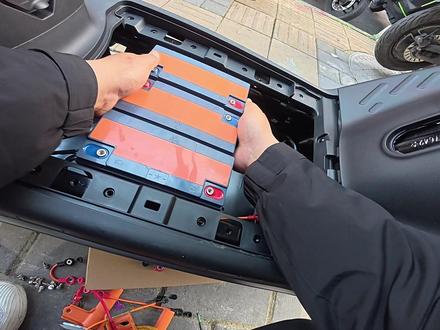 新款极核ae3pro大家喜欢吗#电动车日常维修 #日常vlog #街道实拍 #极核电动车 #极核ae3pro