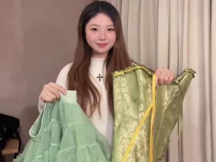 超级简单快速解开鱼骨胸衣绑带的新方法来啦!鱼骨胸衣还不会穿的老婆们看过来~详细穿法讲解来啦#鱼骨胸衣 #穿搭技巧 #小胸聚拢 #穿衣方法 #抖音创作者激励计划 @抖音Dou+上热门 @抖音小助手 @DOU+小助手