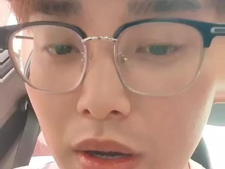 别的车都只会昭示你的上线
但帕萨特却可以标定你的下线