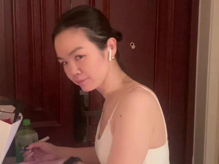 #姐弟恋 #曾经的领导现在的媳妇 #娶了自己领导 #打个喯儿 #赵总 又到了每个月的生活费发放日