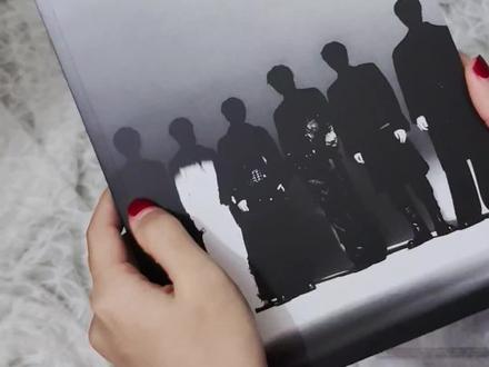 #EXO #exo回归 #EXO八辑 来摸一个开箱吧,很长,录了十五分钟,倍速一下吧,哈哈哈哈哈哈哈哈