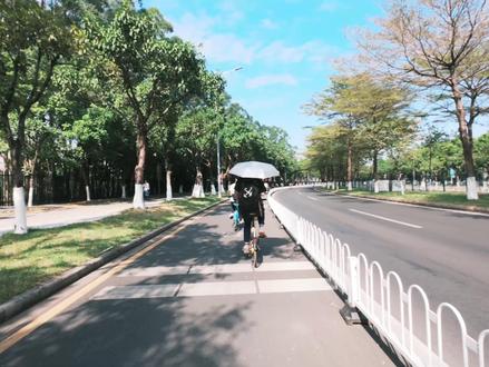 如何让你的大疆变成富士相机?大疆变成富士的操作指南!!! #抖音热点记忆2025 #大疆 #vlog #摄影 #电影感
链接放在红色电视机📺的Uky-phot第一条视频的链接里了感兴趣的可以去下载来玩玩