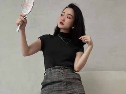 设计师老公只要三步就把我嫌老的裤子改成了小裙子⁉️我都惊呆了😍#裤子改裙子#改造前vs改造后#ootd穿搭#自己做衣服#奇葩衣服上身效果@抖音小助手