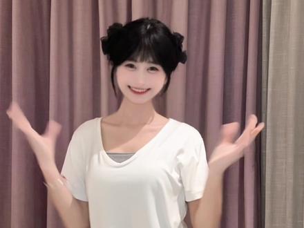 青天大老爷 青天大老爷~#青天大老爷 #田曦薇手势舞