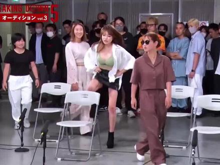 17岁不良少女对战36岁家庭主妇 #摔角 #综合格斗 #全员恶人