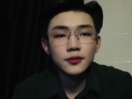 谈恋爱不就是不断前人栽树后人乘凉的过程吗 直到你遇到最后那个人#爱情 #情感