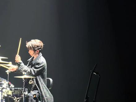 《永恒开端》曼谷站 Desire4演唱会——李沛恩《黑暗骑士》架子鼓+吉他🎸,摇滚🐰上线#演唱会 #李沛恩 #desire4 #巡演