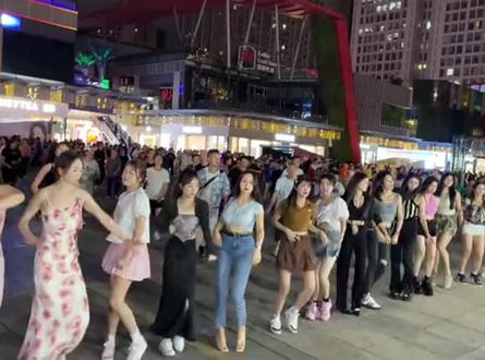 十一国庆来香港吧#国庆去哪玩 #香港旅游 #香港渣打银行 #香港汇丰银行 #香港银行开户