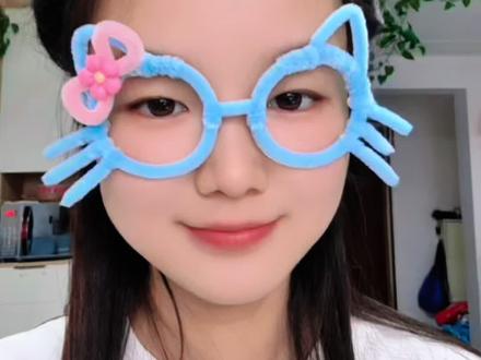 无需打胶,超上镜的扭扭棒Kitty 猫眼镜教程来咯,太可爱了!快给你家小朋友安排吧!#扭扭棒 #教程 #手工diy #儿童节礼物 #简单易学