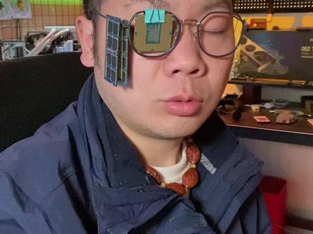 9850X3D真的值得嘛?首发就破发 #diy电脑 #AMD #9850X3D #轻兵说科技