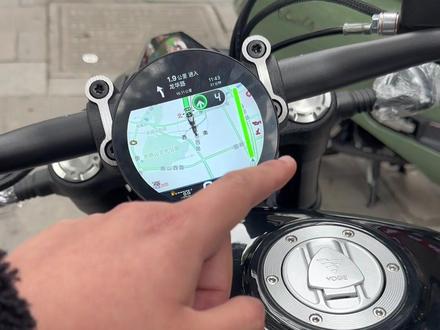 无极CU625自动挡原厂自带导航投屏手机互联功能,相比于手动挡功能丰富了一些!#晒出你的爱车 #男人的玩具 #无极cu625自动挡#无极机车#南京华航摩杰会