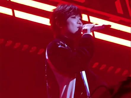 这又是谁的青春
#徐良 #红装 #徐良演唱会