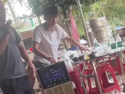 多想问你究竟爱谁~#过火 #过火dj #张信哲 #广西 #农村音响