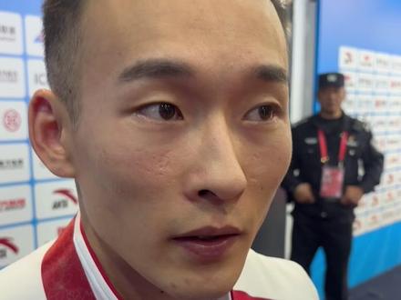 “十五运”体操男子个人全能决赛,肖若腾84.531分收获金牌,赛后他为湖南体操送上祝福。#第十五届全运会 #体育湘军 #2025全运会 #媒体精选计划