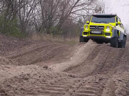 价值千万的奔驰G63 6X6越野能力到底有多强?号称陆地最强越野车