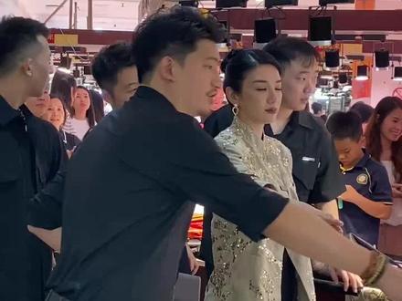 喜欢看明星来华林国际6楼哦