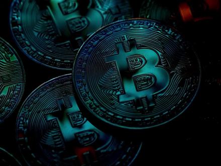 北美最大的比特币矿场,120名全职员工,每天赢利近200万美元 #科技 #比特币