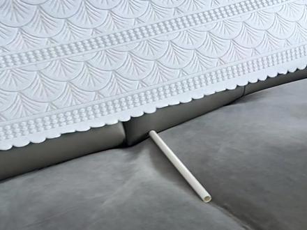 应要求 拍了一个缝沙发管的细节
回复上个视频的所有疑问
(我也是看抖音学习的)
我用的是( 16 毫米粗细pvc管 )几块钱
买了三根 1 米长的 用掉2根多 剪刀可截断