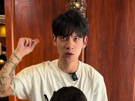 剪了一位平平无奇的帅哥#懂你的发型师 #帅哥 #日常vlog #即山川