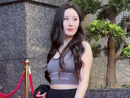 王佳沫2024世界中华小姐华北冠军#选美 #模特 #T台走秀 #高颜值美女