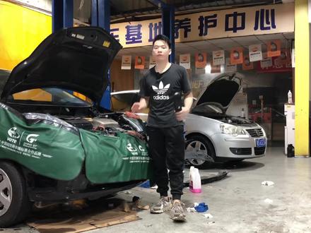 丰田普锐斯仪表亮防滑灯和ABS故障灯,用解码器读报C1256储能器低压,C1391ACC压力异常泄漏,能修不换把它拯救好了。#汽车 #抖音汽车 #新能源汽车 #每天一个用车知识 #汽车保养与维修