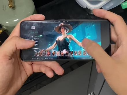 《秋哥爱玩》三角洲s9赛季体验服下载教程#三角洲行动 #三角洲#三角洲s9 #三角洲新干员 #三角洲新赛季