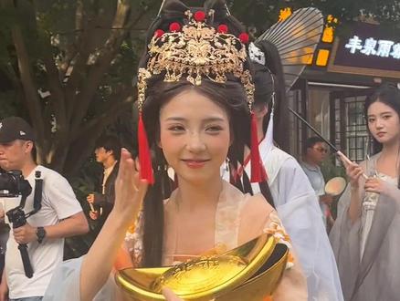 79东方盐湖城一票畅玩所有项目,地宫漂流、养武馆、降魔宫等等,夏日遛娃好去处全新玩水大狂欢!夏日度假避暑圣地,可以先囤,不去随时可以退#亲子游玩好去处 #东方盐湖城避暑游 #打卡东方盐湖城 #东方盐湖城好仙啊 #玩仙侠还看东方盐湖城