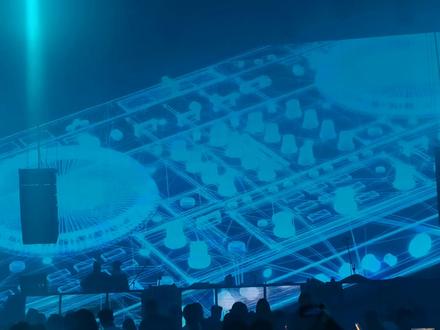 #dj #蹦迪 #酒吧 #电音 #dj #开场 #声光电 #舞美灯光 #女dj #打碟 #vj #大屏幕 #led #震撼.这个碟机开场有点帅!