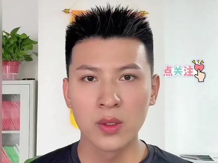 如果你是要参加2025年10月份的成人高考,这条视频一定不要划走,没有高中毕业证,在2025年怎么去获得一个大专文凭呢?需要强调一点,自考大专就不要考虑了。为了稳妥拿证,目前有两种方式比较推荐。第一个是报今年9月1号学籍的电大,优势是可以免试入学,本人简单配合1到2次线下期末考试。第二种是报今年的成人高考优势在性价比比较高,会有一次全国统一的入学考试,必须本人参加,而且只有考过了,达到录取分数线才能被录取。在这里需要强调一点,这个入学考试非常简单,只要我们正常配合,基本上都能过,通过率能达到95%以上。所以如果想着急拿证的,那就报今年下半年电大大学,考虑性价比,就报成人高考,总之,一定要选择适合自己的学历提升方式,千万不要想着走捷径。#成人大专 #成人学历继续教育 #同城 #阜阳