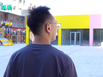 恐龙玩具变成了真的 小志打败恐龙收回玩具 心奇爆龙战车X