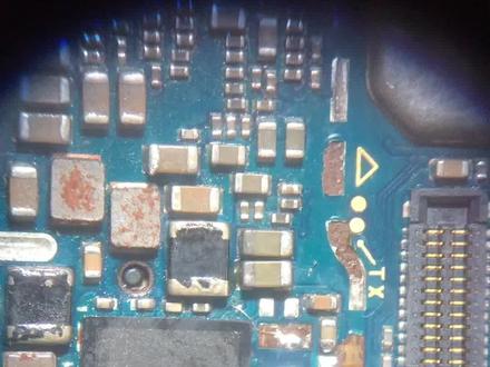 华为畅享9声音喇叭小无声音,主板输出电感到电源断线 版层飞线修复振铃解决。