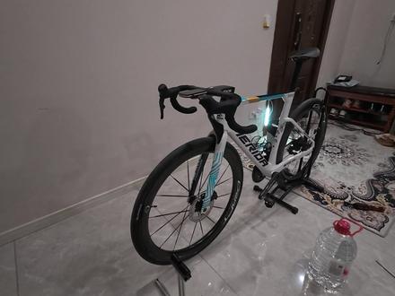 禧玛诺公路车来令片间隙调整方法,解决刹车捏死后夹手指的问题。#公路车#自行车#修理#技师