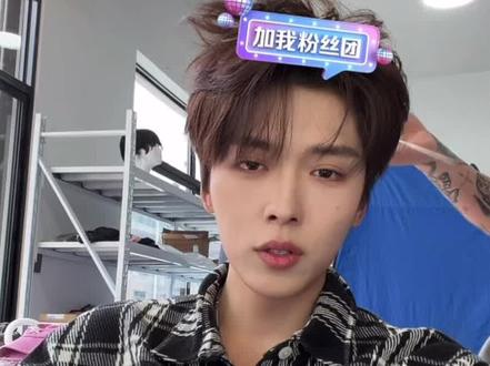 #热门 卡戎&翟一莹 二搭新剧“青梅竹马”启程!小震撼谜底揭晓,你猜对了吗?#卡戎#翟一莹#新剧来袭 #向全世界安利 @卡戎☁️ @翟一莹 @创作者流量扶持 @DOU+上热门 @抖音伙伴创作者计划 @巨量本地推 @巨量算数小助手