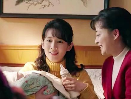 好好以姐姐身份照顾向上十多年,不料单宝昆回国,与儿子不期而遇 #好好的时光 #好剧推荐 #陈昊宇 #梅婷 #解说