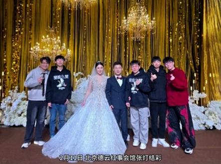 郭麒麟也没想到,郭德纲干儿子陶阳大婚,他比新郎和新娘热度还高#娱乐 #德云社 #热门 #创作者扶持计划