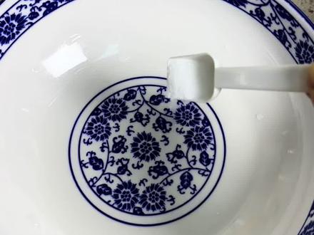 豌豆颠花语(老的不要)只烫两秒!!只烫两秒!!严禁使用高压锅!!!#川渝人无法拒绝的美食#豌豆颠#纯天然绿色蔬菜#白天刷不到晚上逃不掉系列