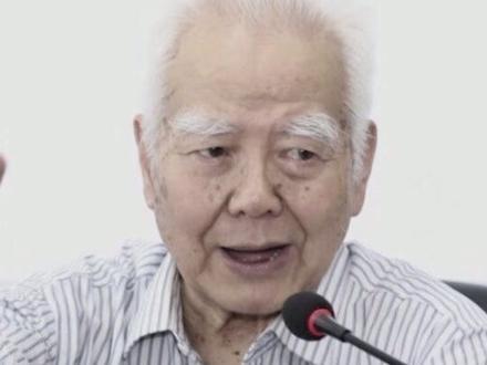 著名法学家高铭暄在京逝世(记者:魏梦佳、马晓冬)