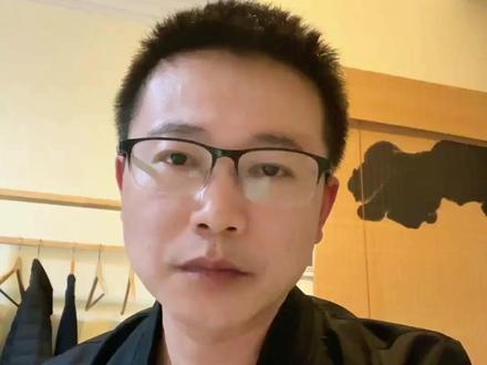 刀疤哥爆火背后:流量照见的人心冷暖#刀疤哥 #荒野求生 #日常vlog