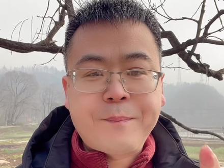 机器人扎堆上春晚,这是一个危险信号!
#春晚机器人文艺汇演 #股市 #A股 #春晚 #机器人