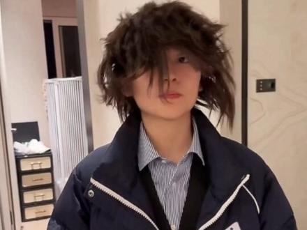 如果二姐没睡的话 现在应该又笑出鹅叫了#阿爆 #方头明