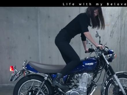 品味的化身:雅马哈 SR400 #摩托车 #复古摩托 #让骑行成为一种生活